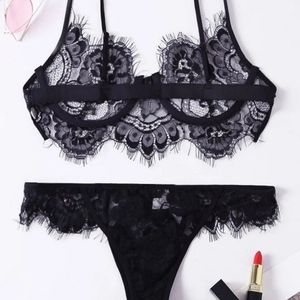 Bralette matching panties set